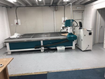 Delivery of a CKJ 1530 to Instant Signs UK